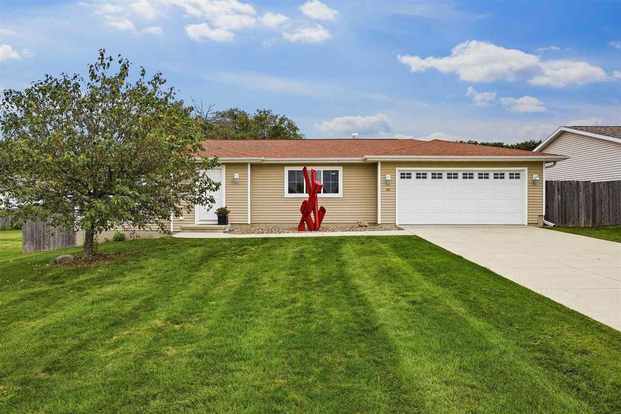 255 S 21st Street Ct., Marion, IA 52302 Main Photo