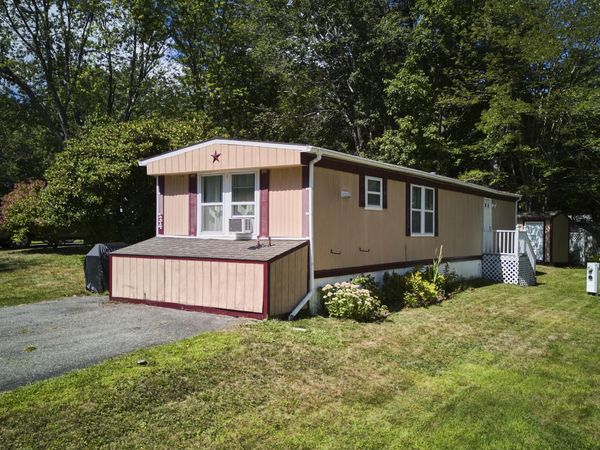 34 Imperial Drive, Eliot, ME 03903