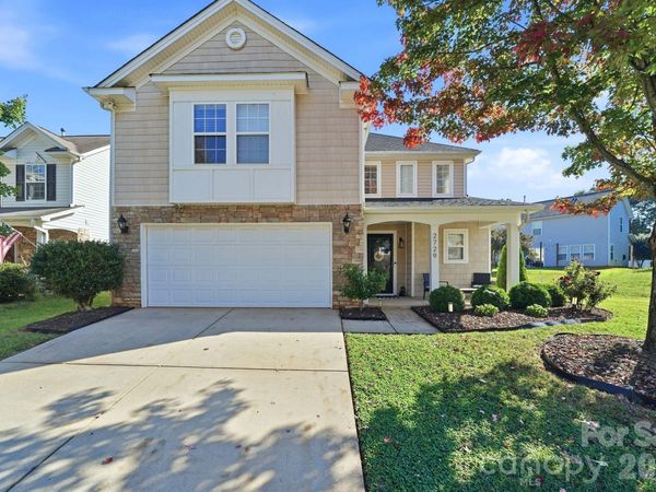 2729 Markham Woods Court , Charlotte, NC 28214