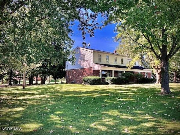 5449 Mitchaw Road, Sylvania, OH 43560