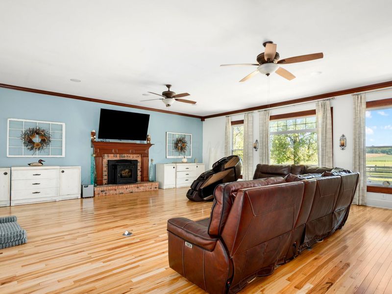 9506 S Charleston Pike, South Charleston, OH 45368 Photo 8