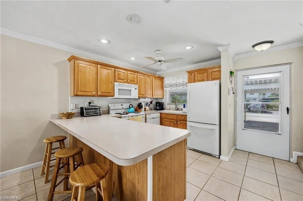 6777 Winkler Rd , Unit 150, Fort Myers, FL 33919 Photo
