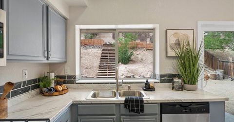 7295 Lindsey Lane, Sparks, NV 89436 Photo