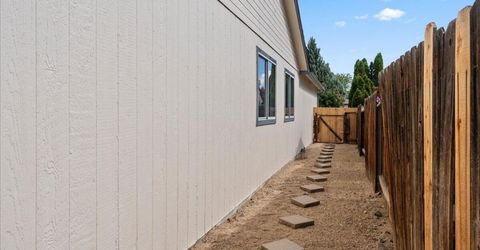 7295 Lindsey Lane, Sparks, NV 89436 Photo