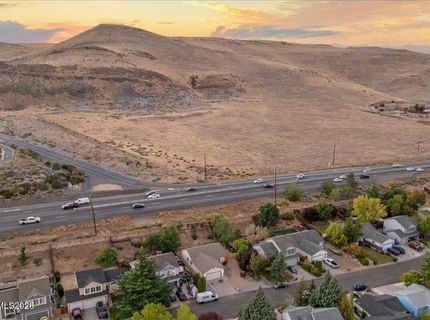 7295 Lindsey Lane, Sparks, NV 89436 Photo