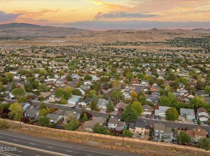 7295 Lindsey Lane, Sparks, NV 89436 Photo