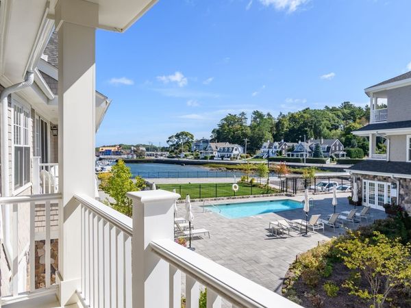 124 Elm Street, Unit 202, Cohasset, MA 02025