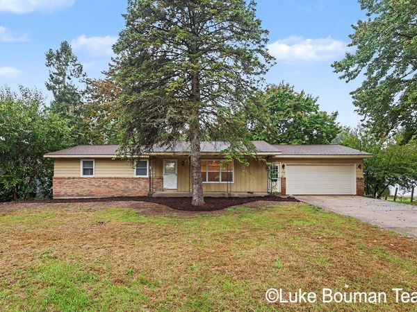 3349 146th Avenue, Holland, MI 49424