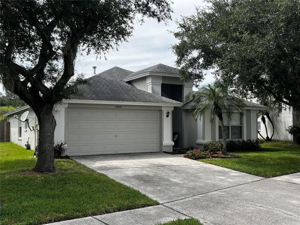 27606 SKY LAKE CIRCLE, WESLEY CHAPEL, FL 33544