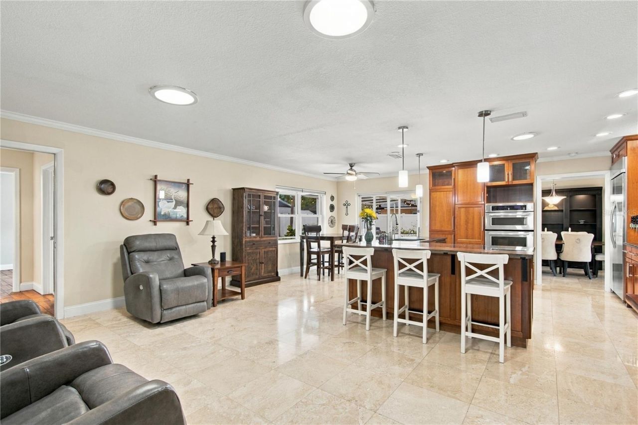 1967 Arvis Circle E, Clearwater, FL 33764 Photo