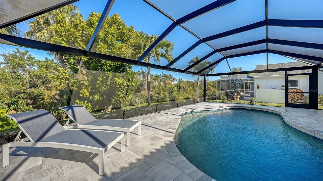 6948 Stetson Street Circle, Sarasota, FL 34243 Photo