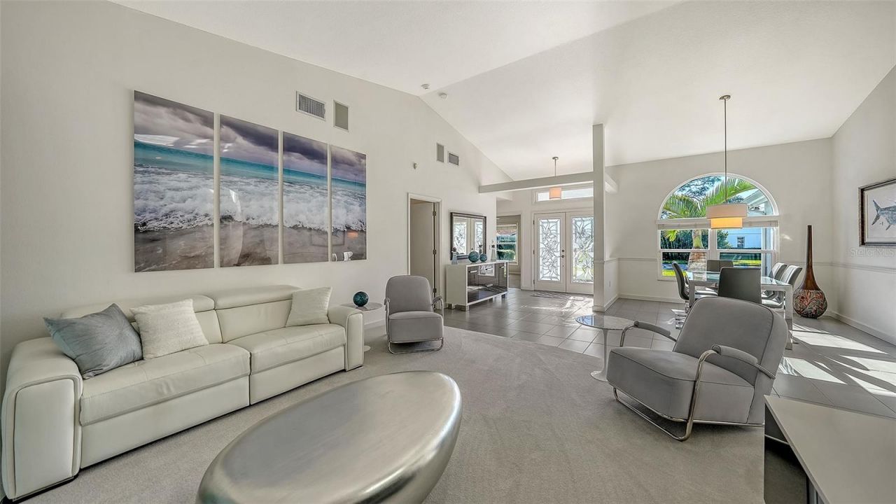 6948 Stetson Street Circle, Sarasota, FL 34243 Photo