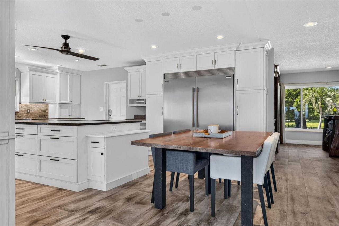 2480 E Bay Isle Drive Se, Saint Petersburg, FL 33705 Photo