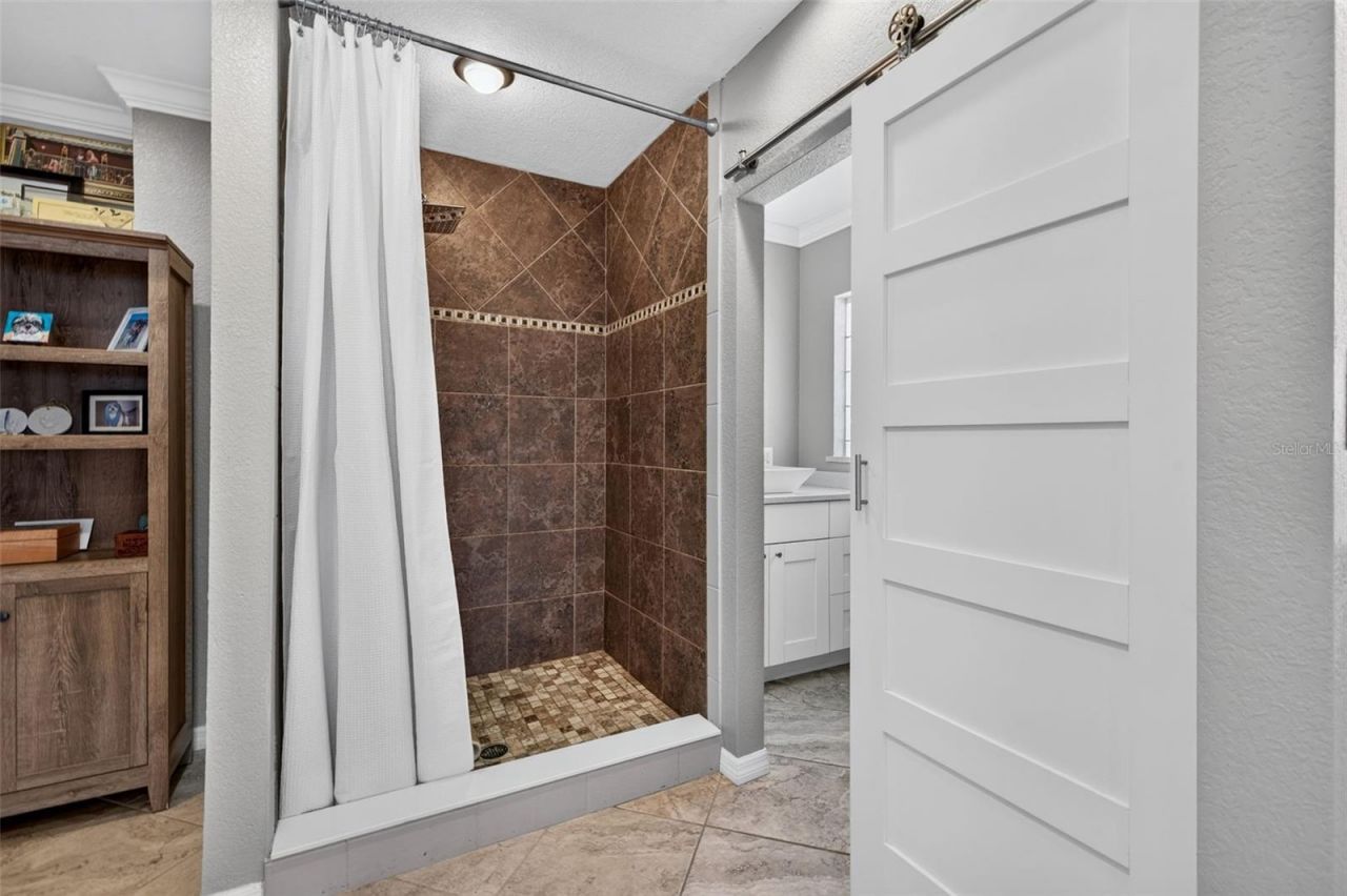 2480 E Bay Isle Drive Se, Saint Petersburg, FL 33705 Photo
