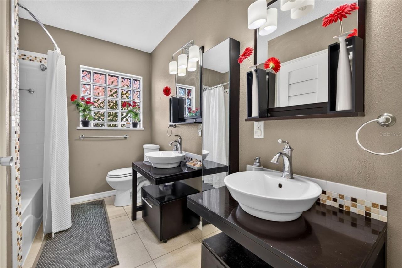 2480 E Bay Isle Drive Se, Saint Petersburg, FL 33705 Photo