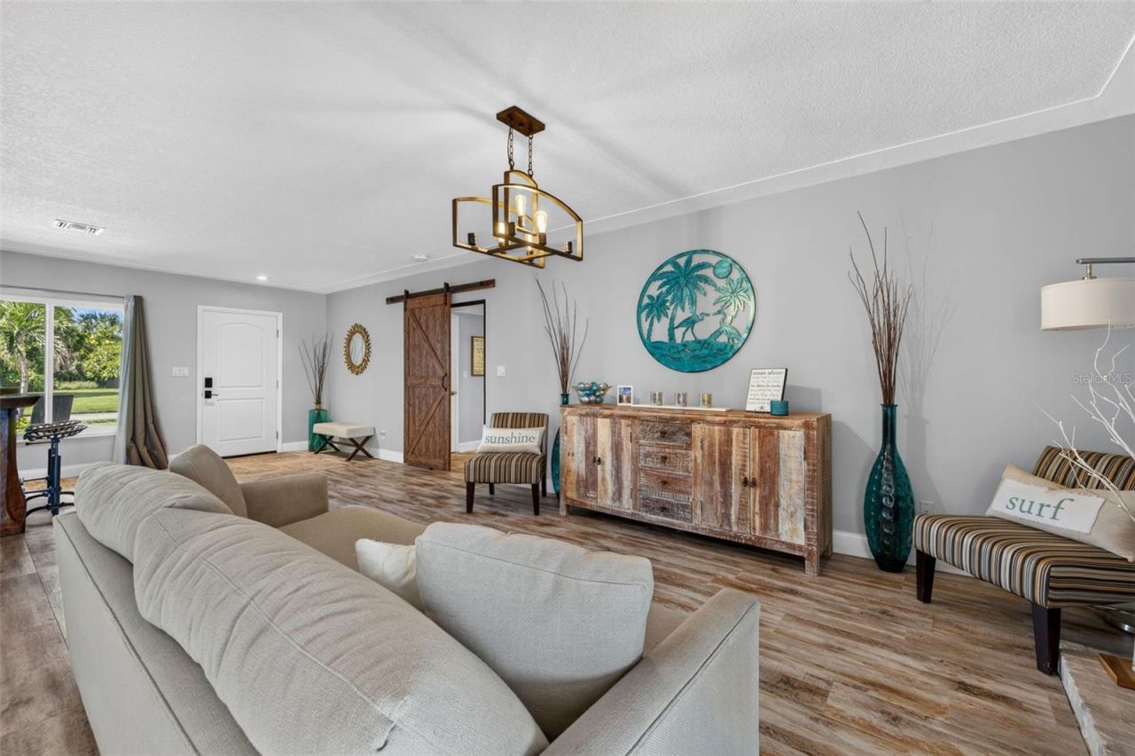 2480 E Bay Isle Drive Se, Saint Petersburg, FL 33705 Photo