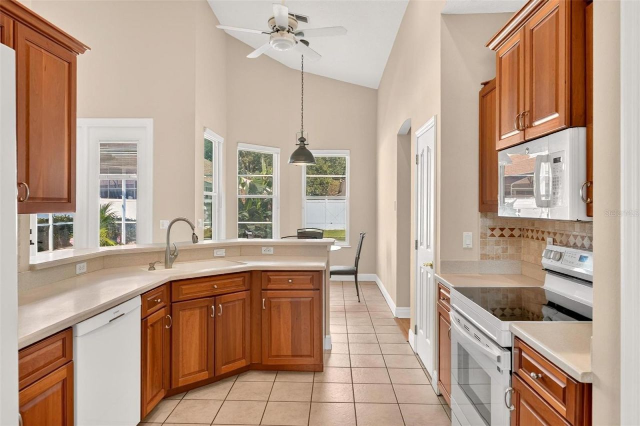 5206 Hawford Circle, Belle Isle, FL 32812 Photo