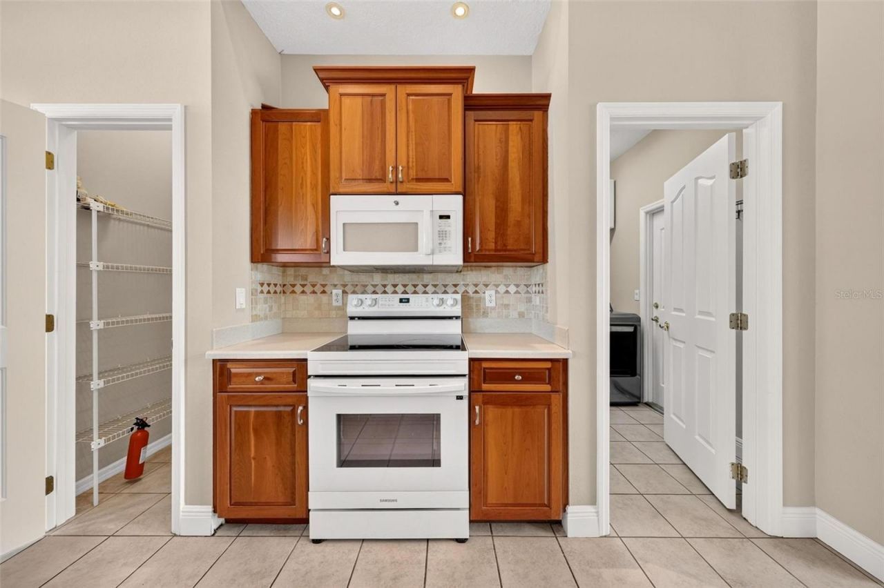 5206 Hawford Circle, Belle Isle, FL 32812 Photo