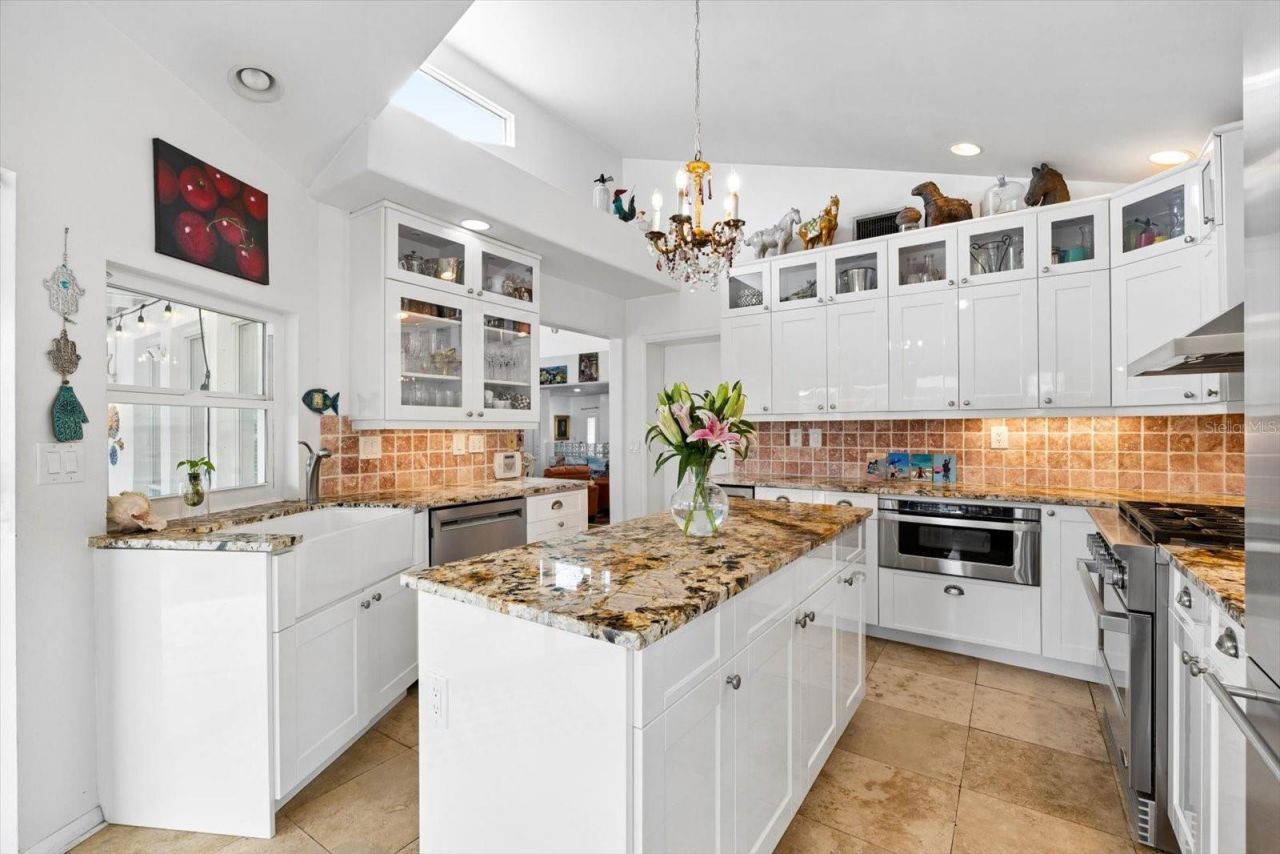 1741 Stanford Lane, Sarasota, FL 34231 Photo