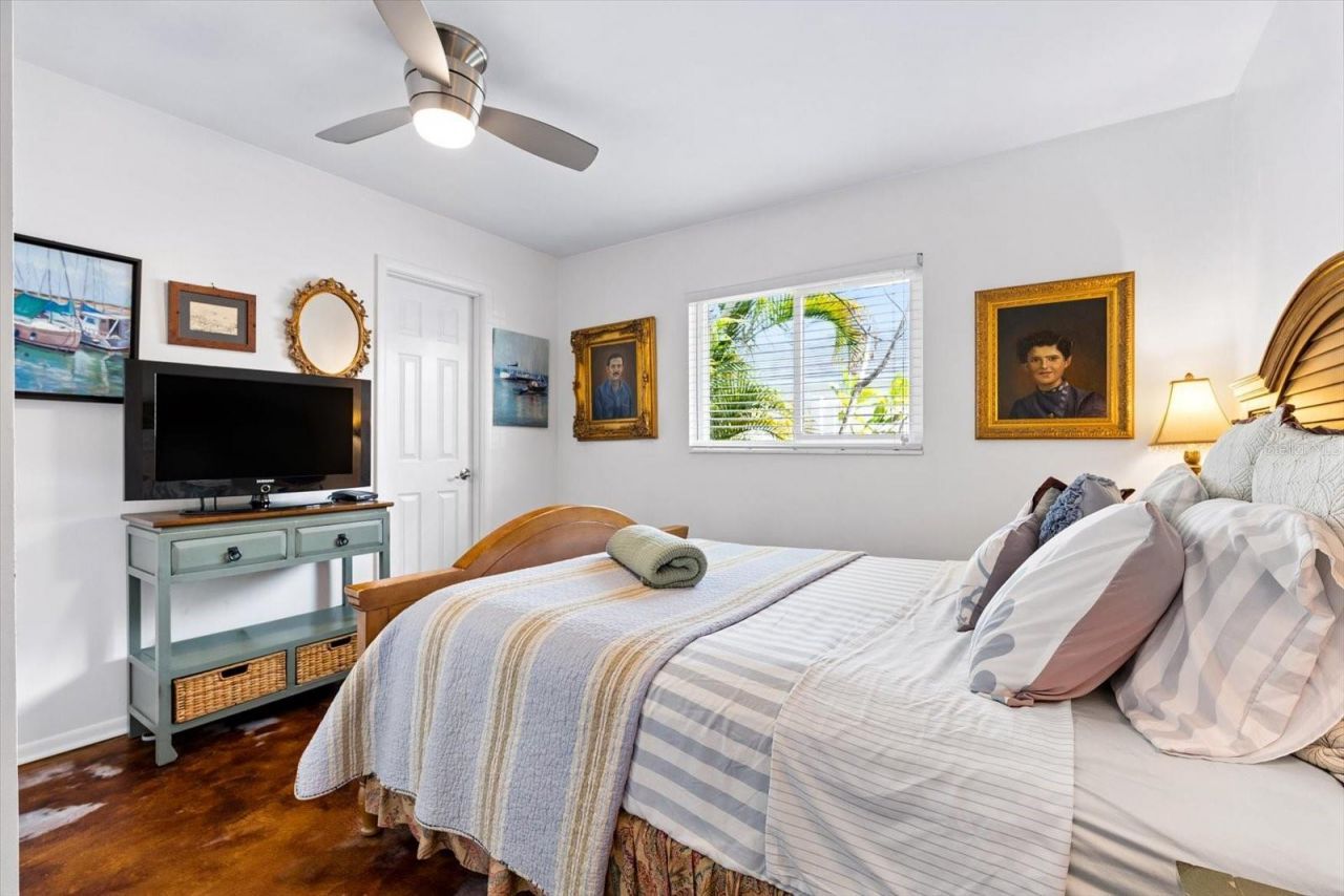 1741 Stanford Lane, Sarasota, FL 34231 Photo