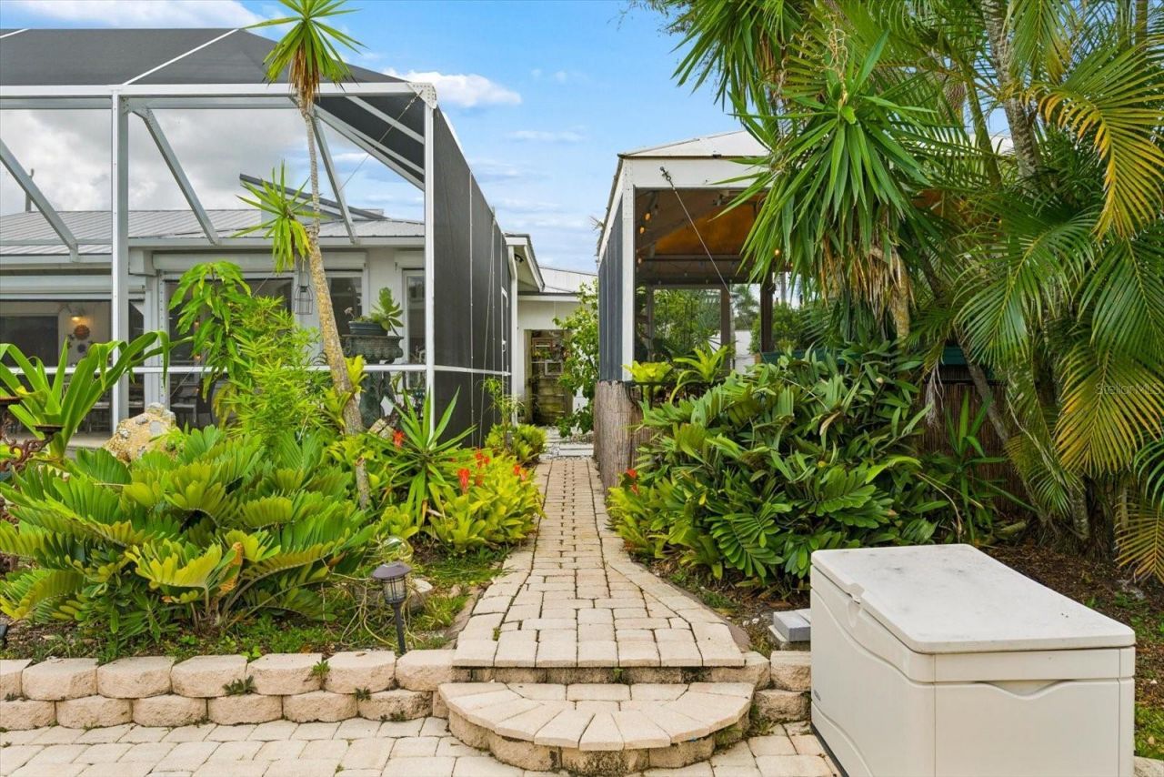 1741 Stanford Lane, Sarasota, FL 34231 Photo