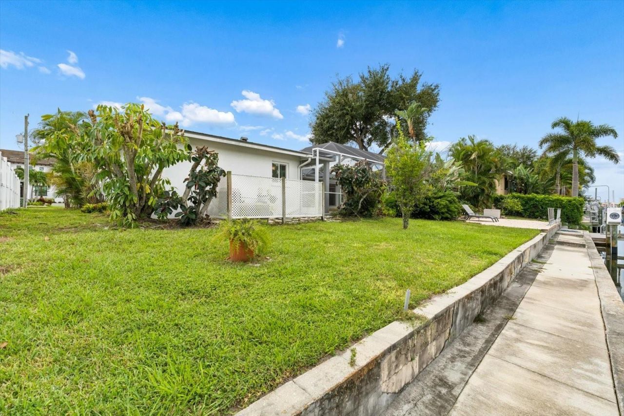 1741 Stanford Lane, Sarasota, FL 34231 Photo