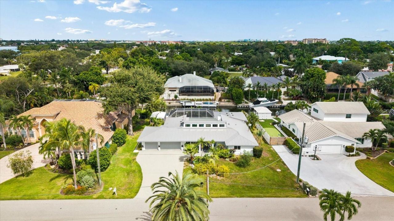 1741 Stanford Lane, Sarasota, FL 34231 Photo
