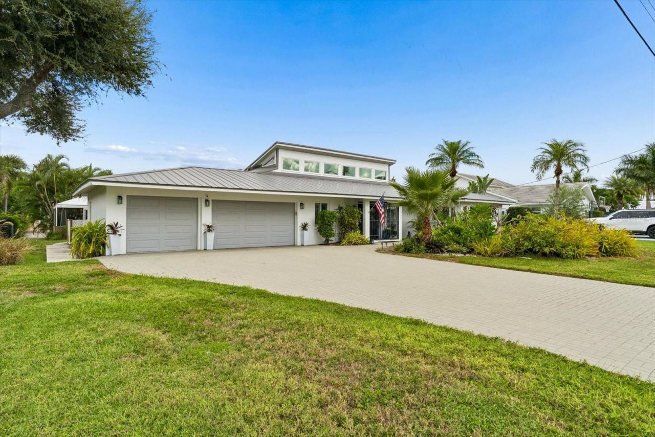 1741 Stanford Lane, Sarasota, FL 34231 Photo