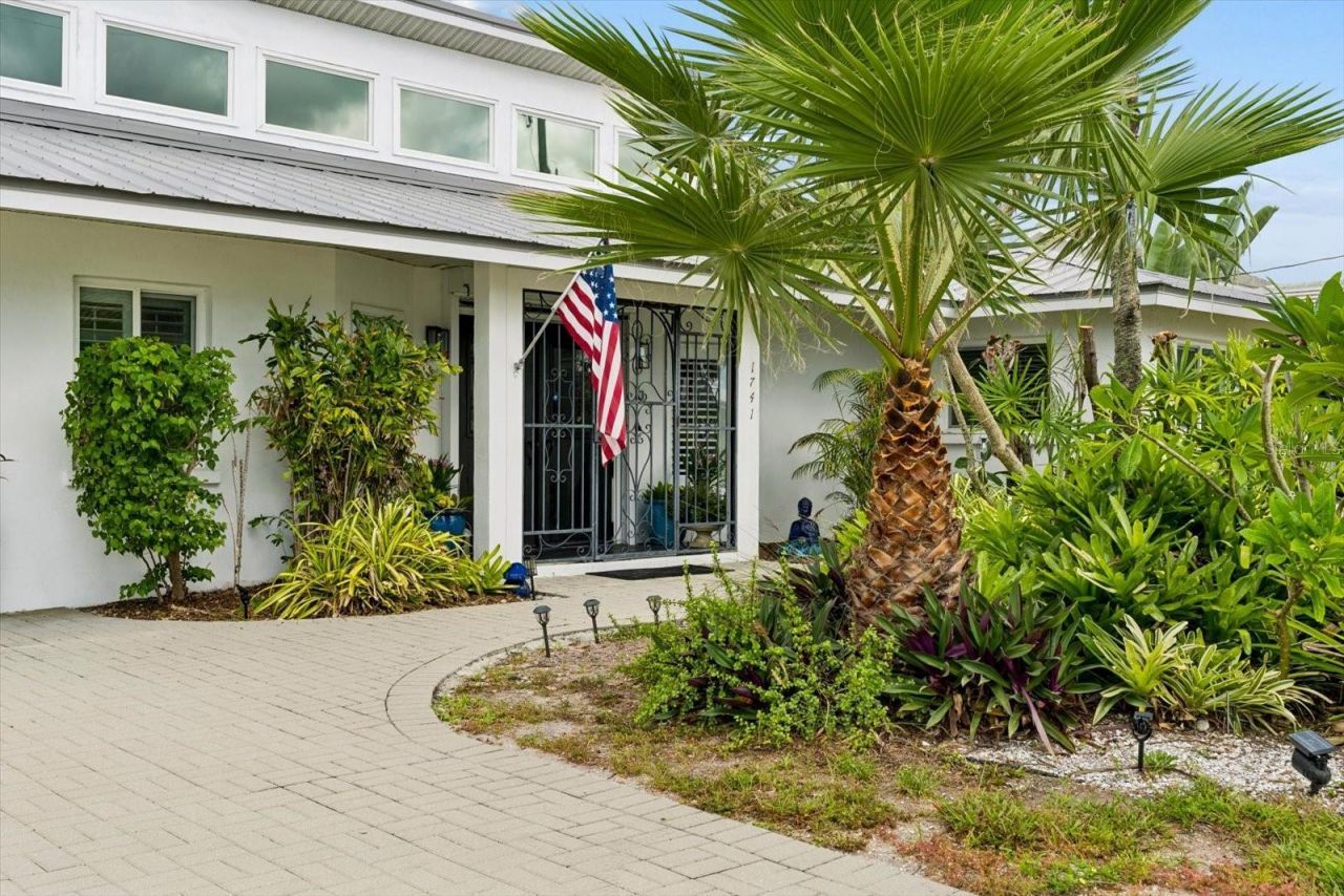 1741 Stanford Lane, Sarasota, FL 34231 Photo