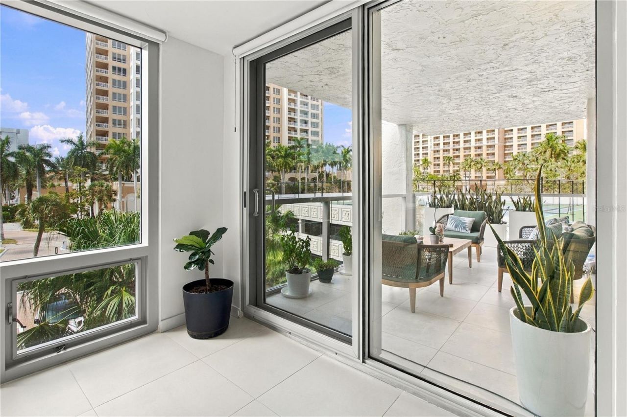 1111 N Gulfstream Avenue , Unit 3D, Sarasota, FL 34236 Photo