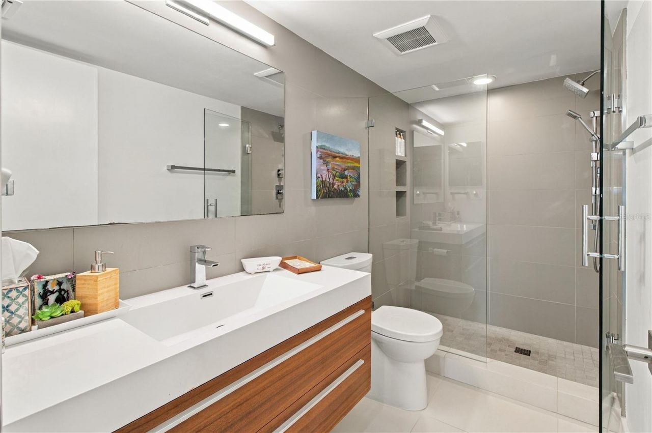 1111 N Gulfstream Avenue , Unit 3D, Sarasota, FL 34236 Photo