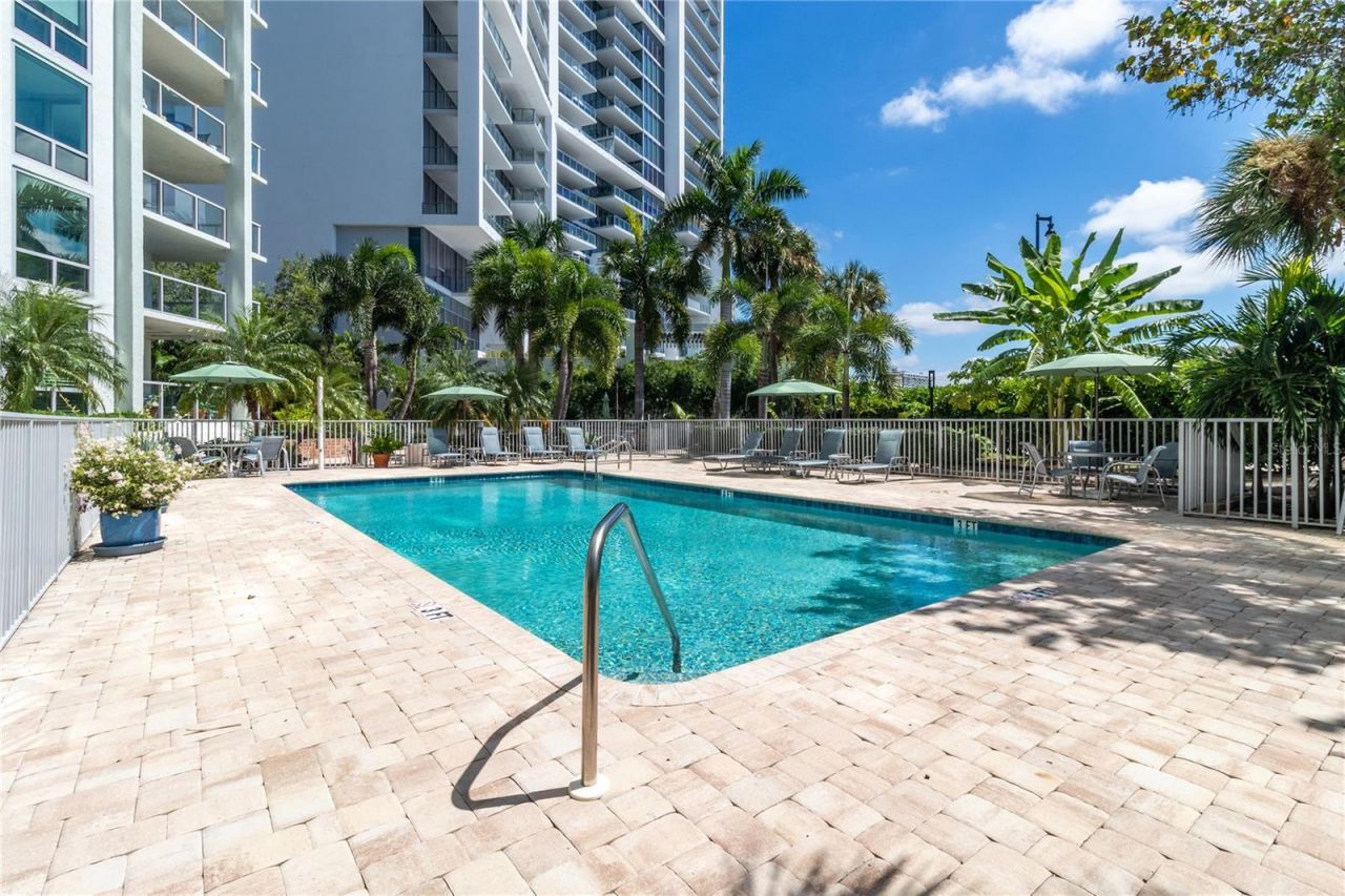 1111 N Gulfstream Avenue , Unit 3D, Sarasota, FL 34236 Photo