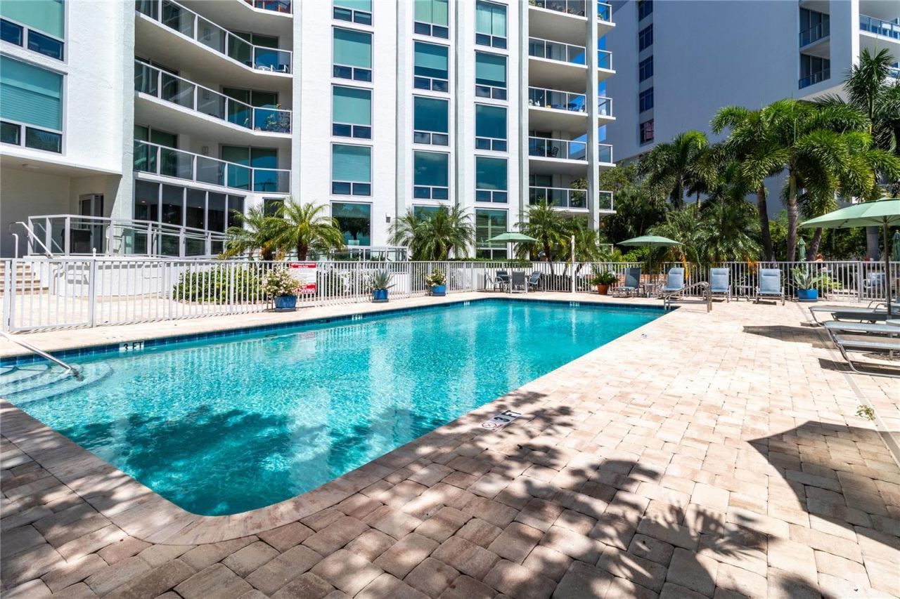 1111 N Gulfstream Avenue , Unit 3D, Sarasota, FL 34236 Photo