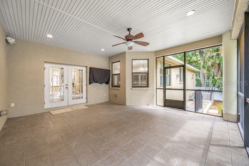 114 Irwin St E, Safety Harbor, FL 34695 Photo