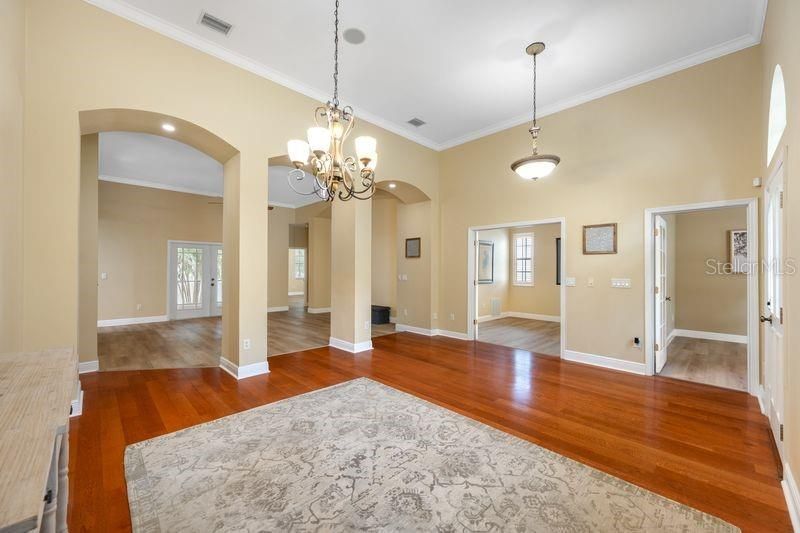 114 Irwin St E, Safety Harbor, FL 34695 Photo
