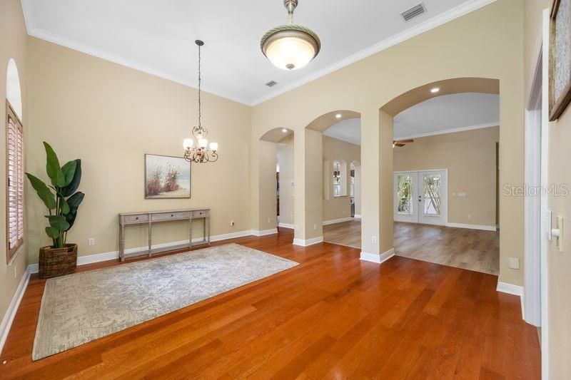 114 Irwin St E, Safety Harbor, FL 34695 Photo