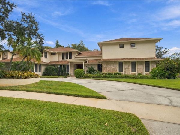 14601 ANCHORET ROAD , TAMPA, FL 33618