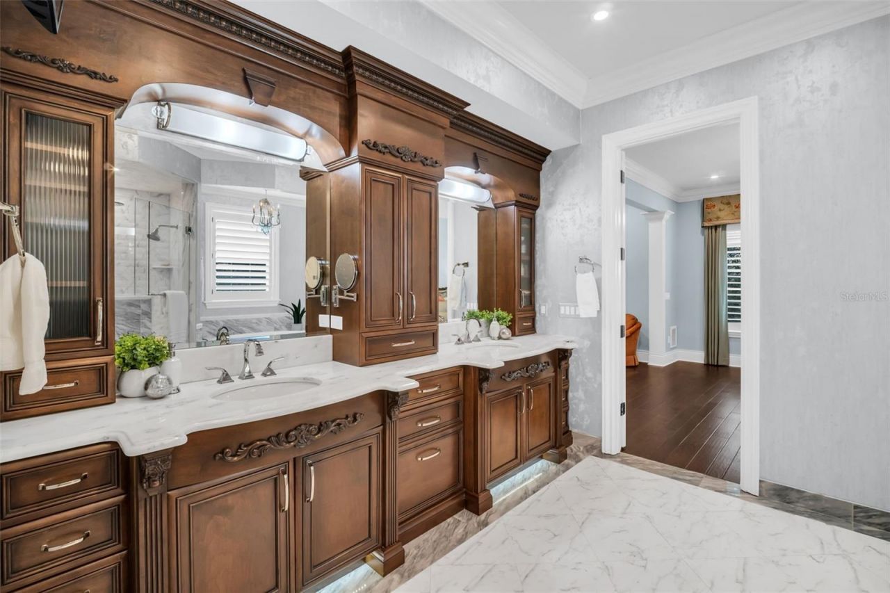 500 Beach Drive Ne, Saint Petersburg, FL 33701 Photo