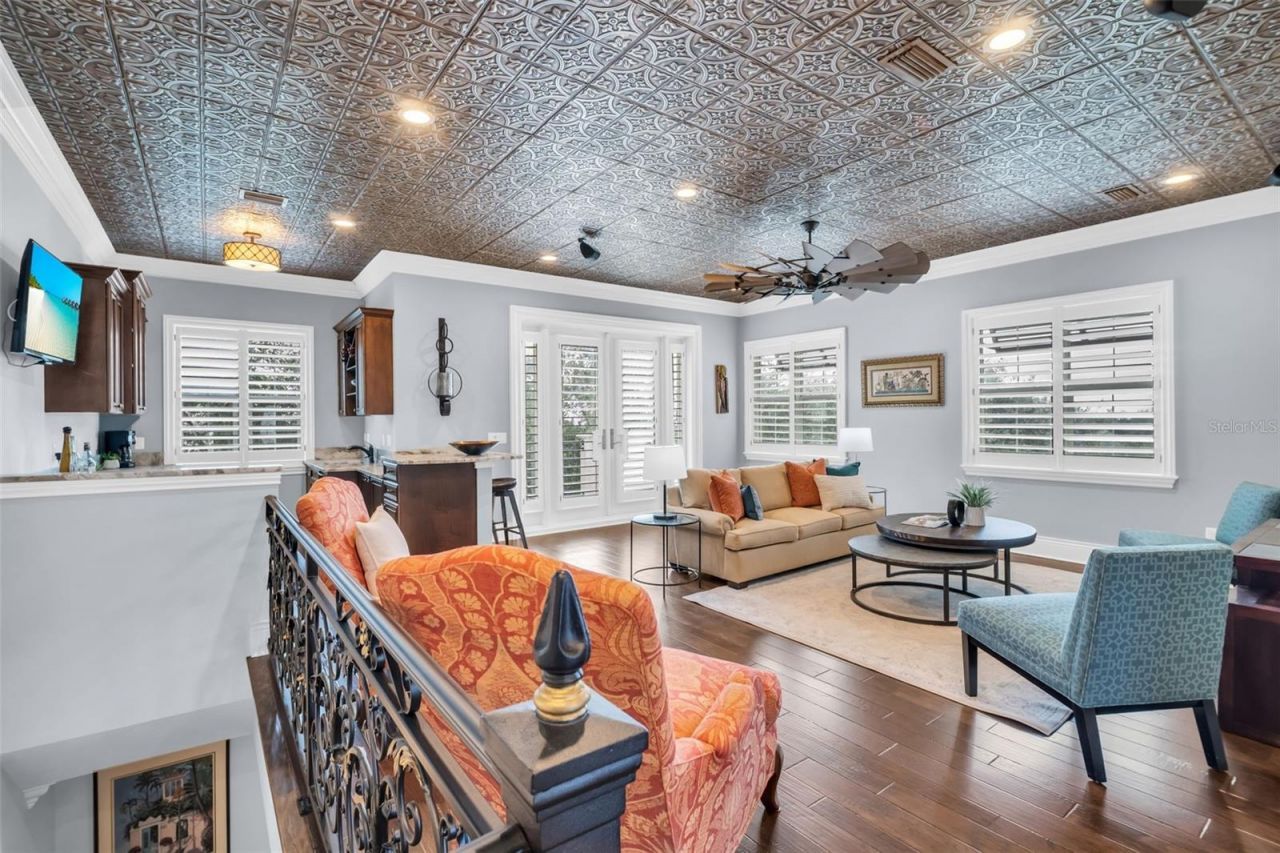 500 Beach Drive Ne, Saint Petersburg, FL 33701 Photo