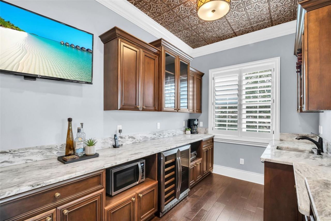 500 Beach Drive Ne, Saint Petersburg, FL 33701 Photo
