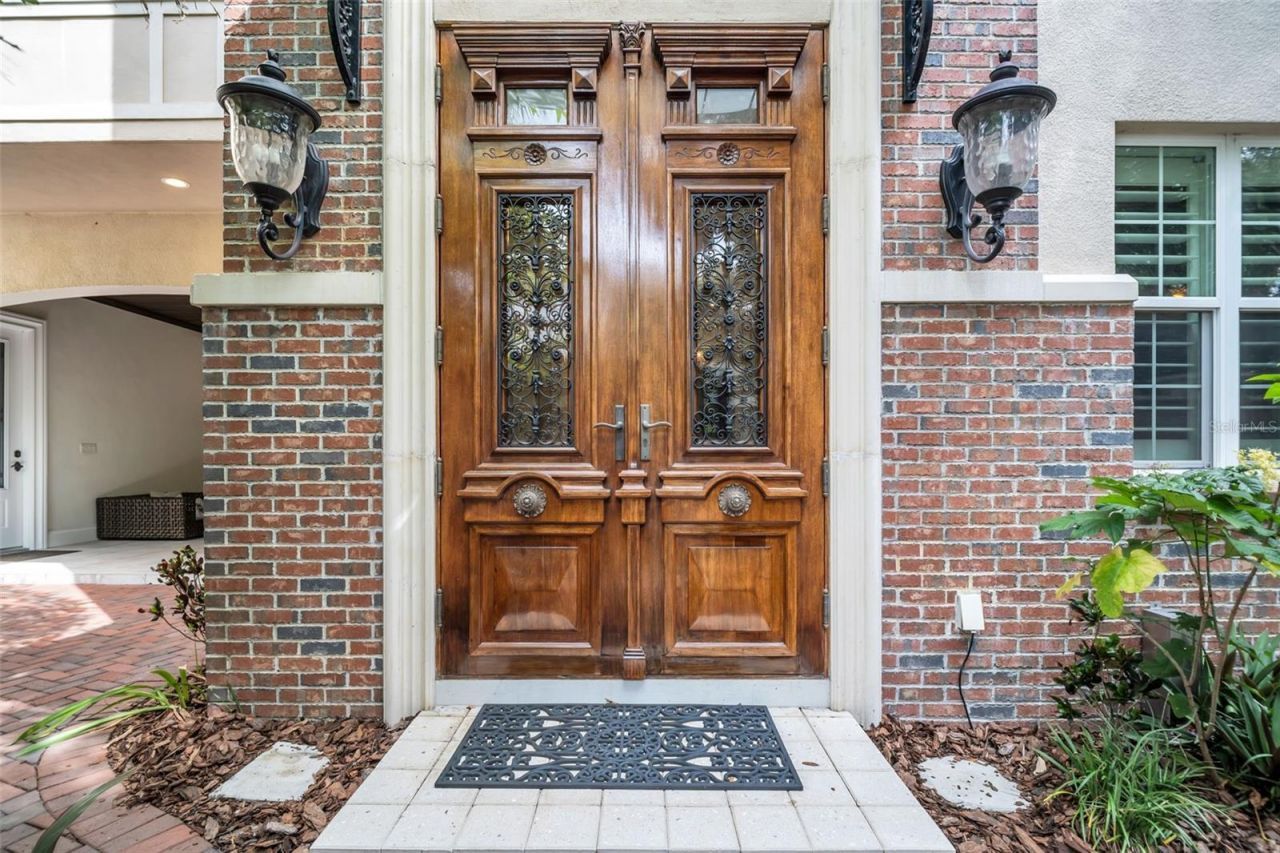 500 Beach Drive Ne, Saint Petersburg, FL 33701 Photo