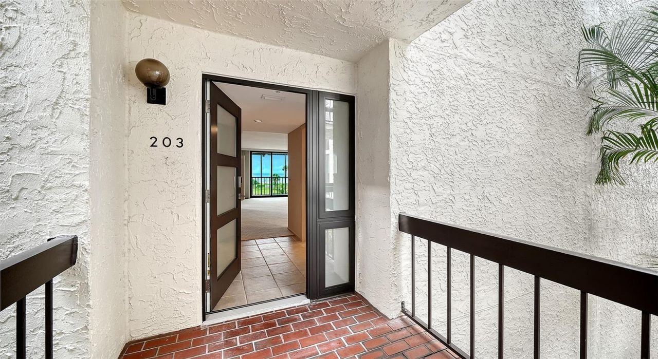 1975 Gulf Of Mexico Drive, Unit G4-203, Longboat Key, FL 34228 Photo