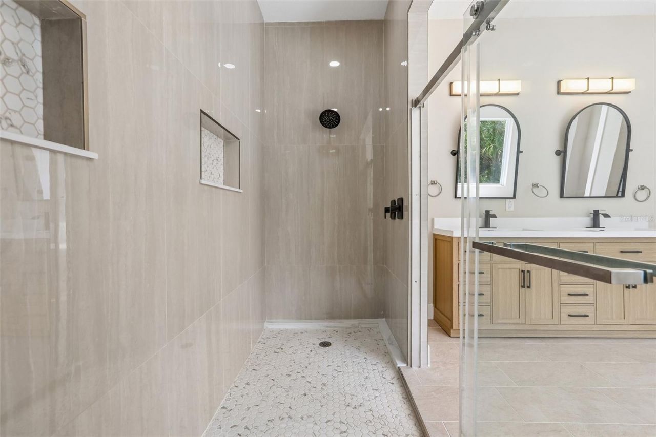 806 Lamont Place , Temple Terrace, FL 33617 Photo