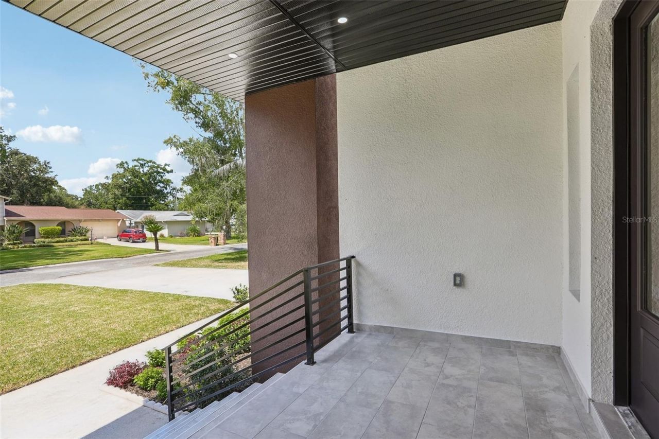 806 Lamont Place , Temple Terrace, FL 33617 Photo