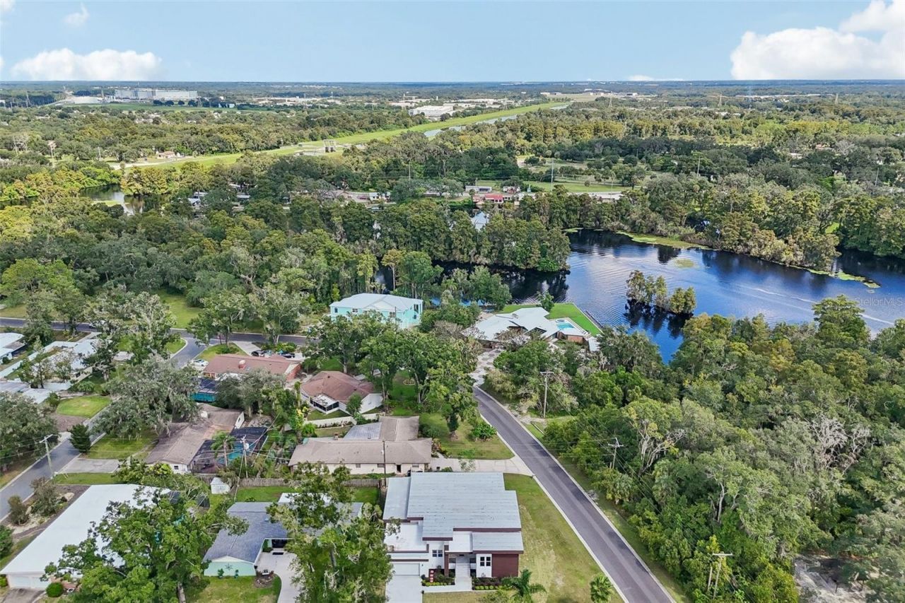 806 Lamont Place , Temple Terrace, FL 33617 Photo