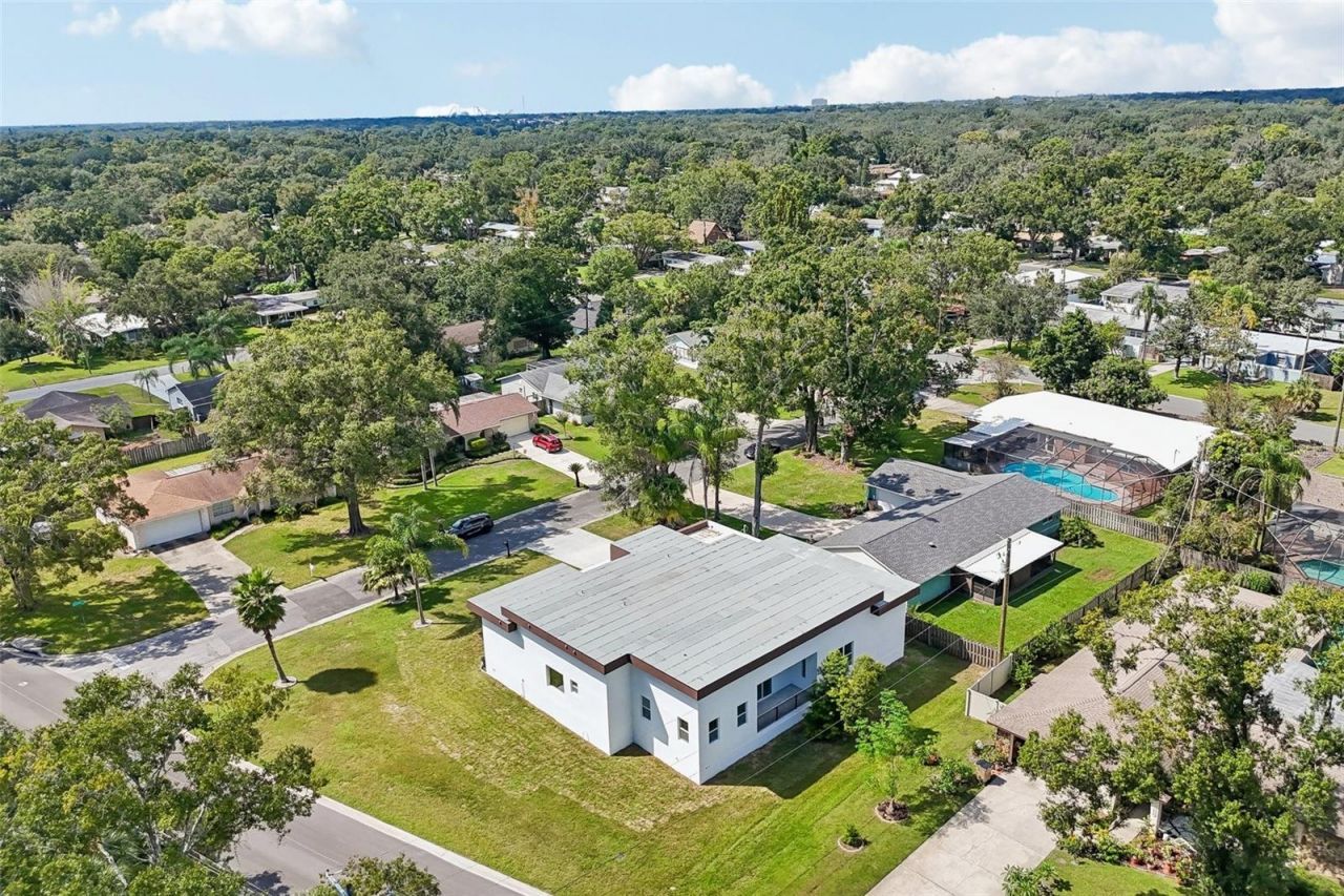 806 Lamont Place , Temple Terrace, FL 33617 Photo