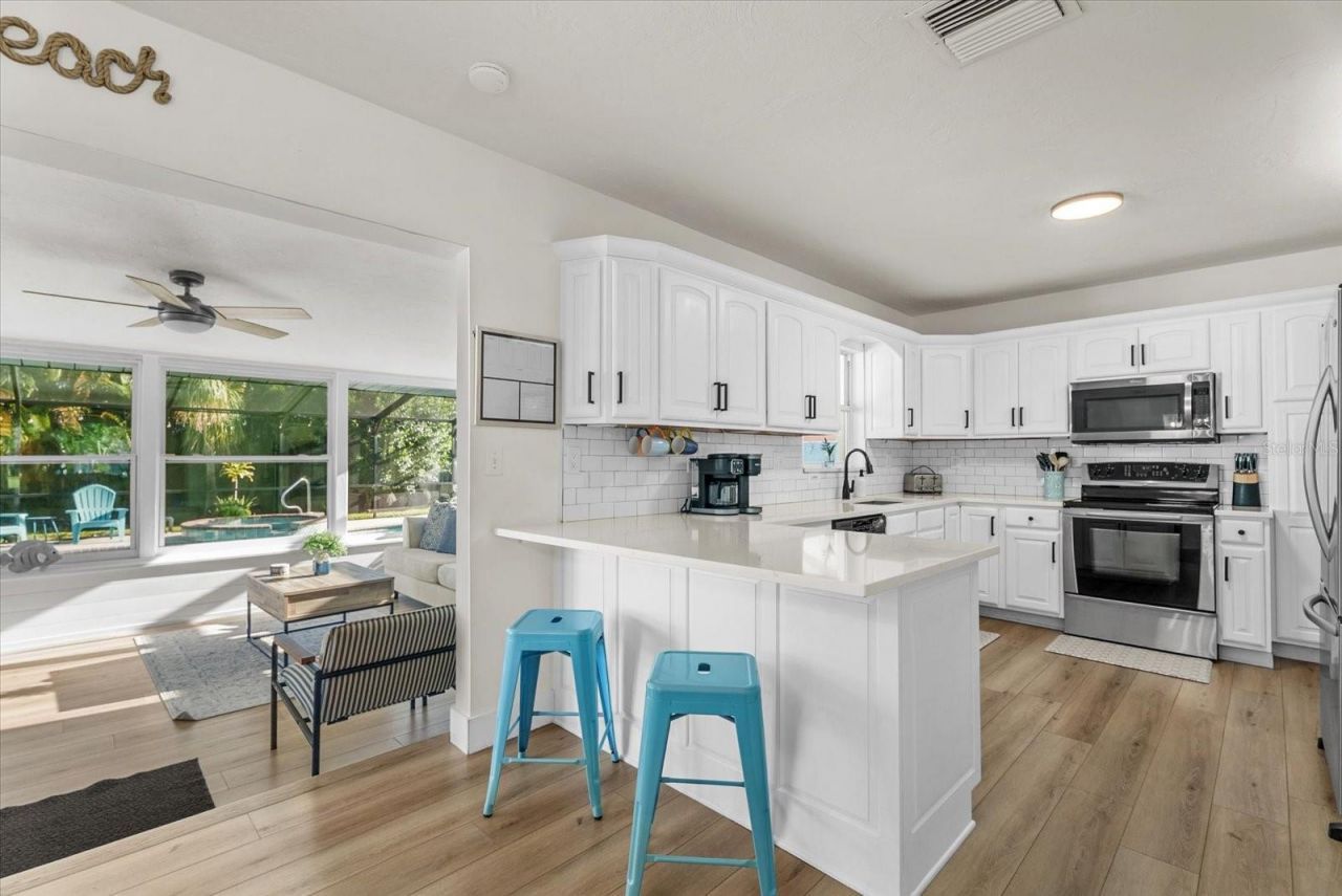 5206 7th Avenue Drive W, Bradenton, FL 34209 Photo