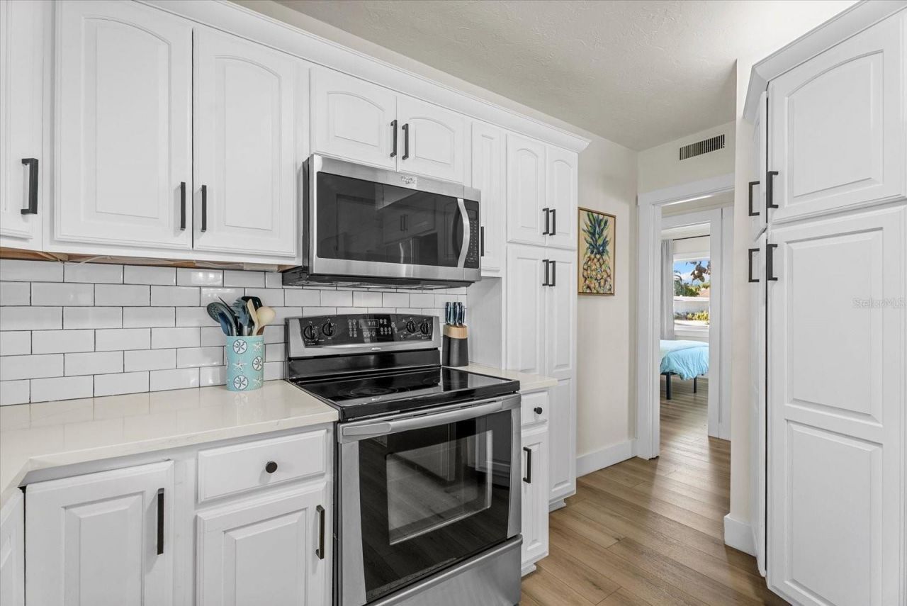 5206 7th Avenue Drive W, Bradenton, FL 34209 Photo