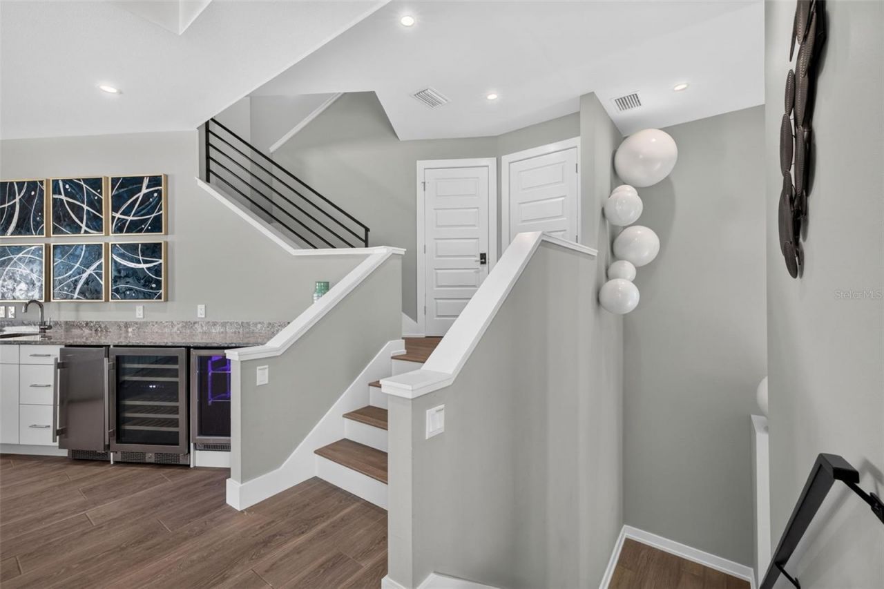 10209 Gulf Boulevard, Treasure Island, FL 33706 Photo