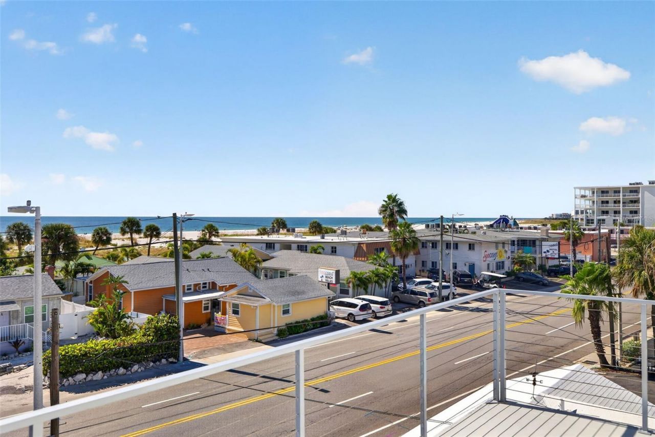 10209 Gulf Boulevard, Treasure Island, FL 33706 Photo